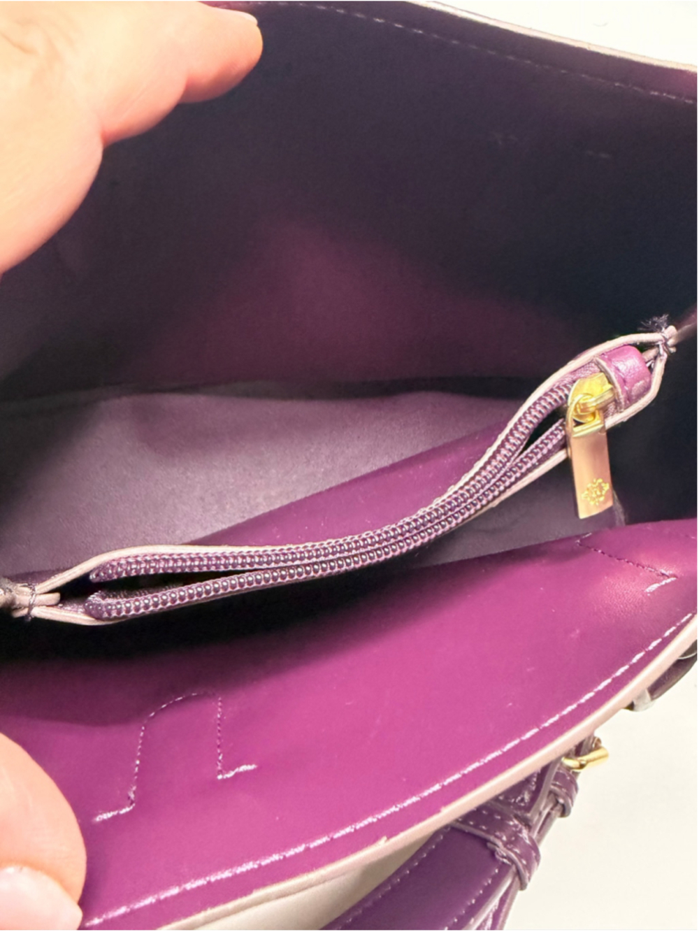 Women's Nanette Lepore Purple Satchel One Size with Gold Chain - Picture 8 of 9